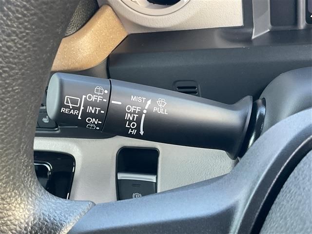 HONDA N BOX 2025 Image 31