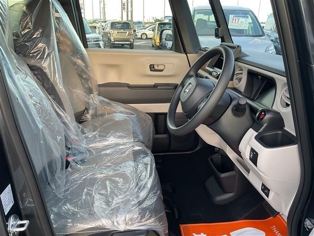 HONDA N BOX 2025 Image 31