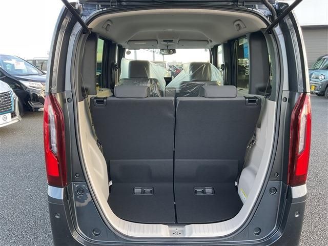 HONDA N BOX 2025 Image 31