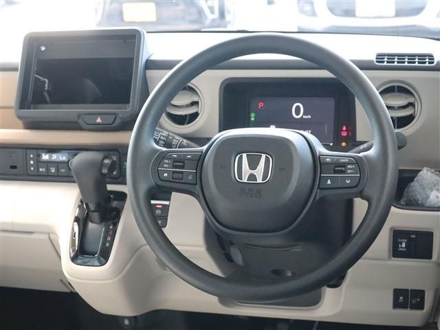 HONDA N BOX 2025 Image 31