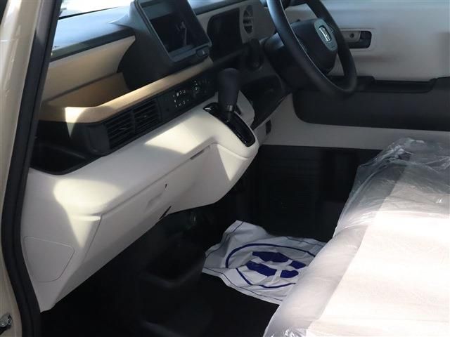 HONDA N BOX 2025 Image 31