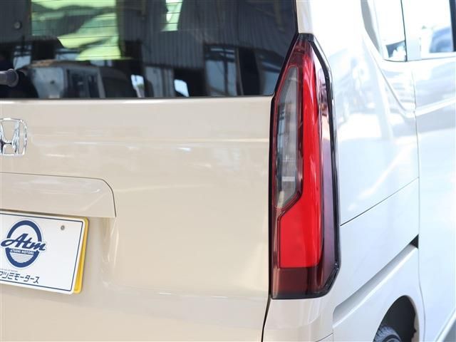 HONDA N BOX 2025 Image 31