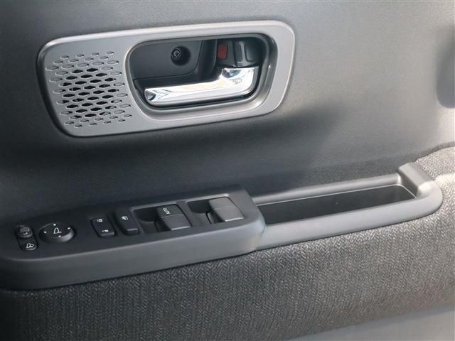 HONDA N BOX CUSTOM 2025 Image 31