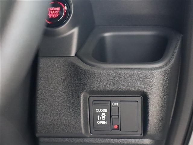 HONDA N BOX CUSTOM 2025 Image 31