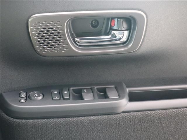 HONDA N BOX CUSTOM 2025 Image 31