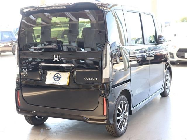 HONDA N BOX CUSTOM 2025 Image 31