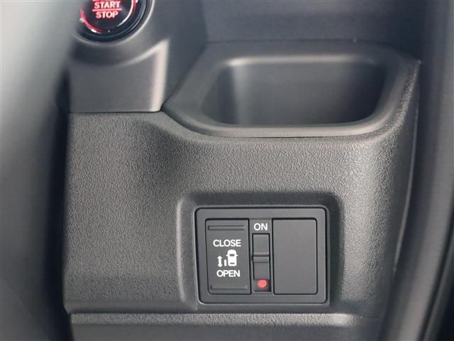 HONDA N BOX CUSTOM 2025 Image 31