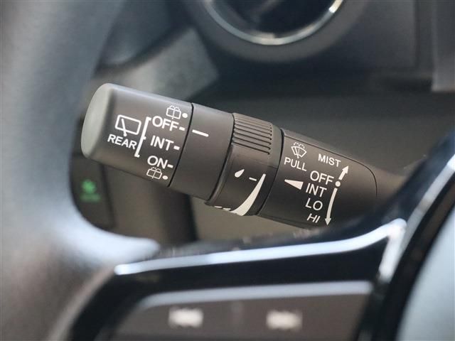 HONDA N BOX CUSTOM 2025 Image 31