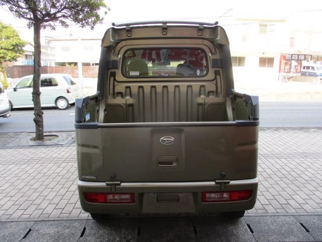 DAIHATSU HIJET DECKVAN 4WD 2016 Image 31