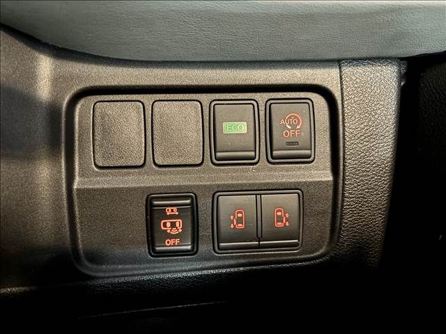 NISSAN SERENA  S-HYBRID 2017 Image 31