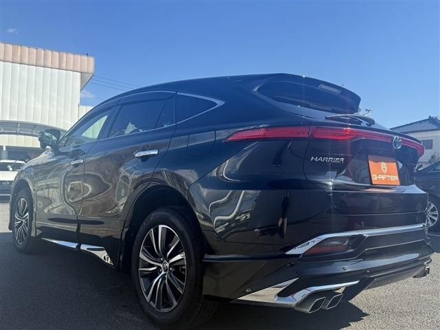 TOYOTA HARRIER HYBRID 2021 Image 31