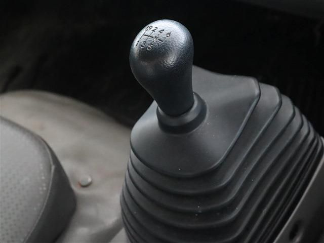 HINO DUTRO 2020 Image 31