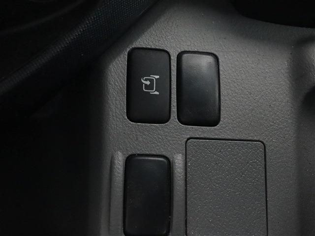 HINO DUTRO 2020 Image 31