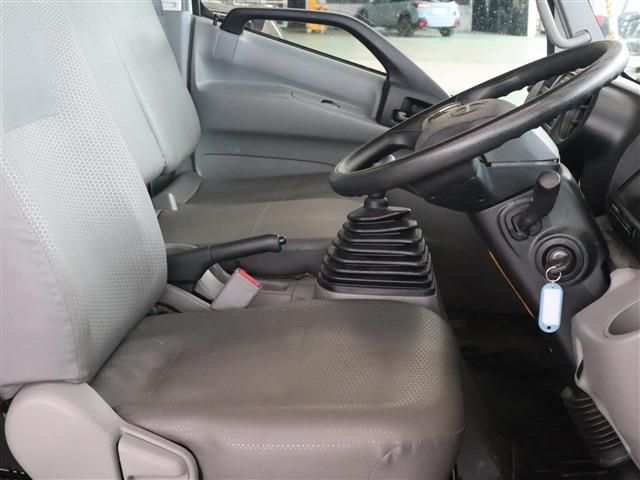 HINO DUTRO 2020 Image 31