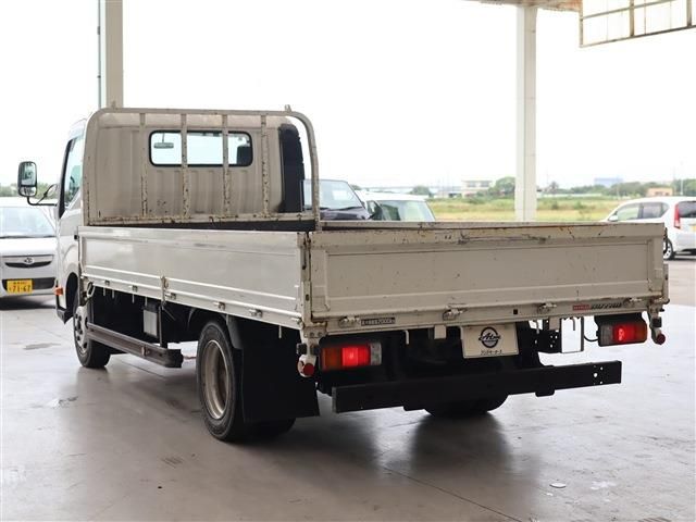 HINO DUTRO 2020 Image 31