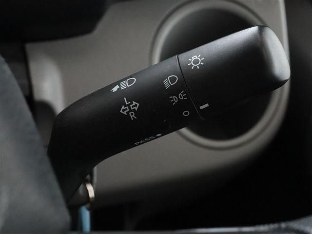 HINO DUTRO 2020 Image 31