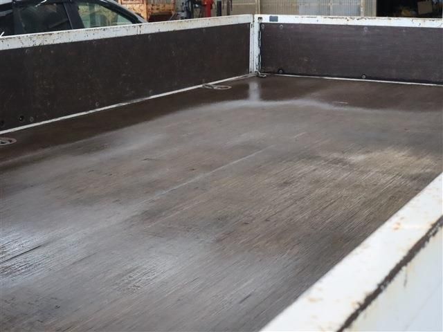 HINO DUTRO 2020 Image 31