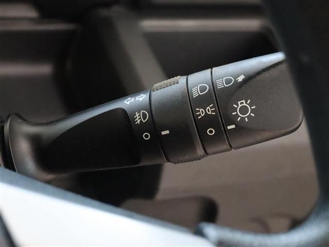 TOYOTA PIXIS MEGA 2019 Image 31