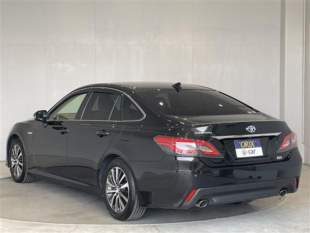 TOYOTA CROWN SEDAN HYBRID 2019 Image 31