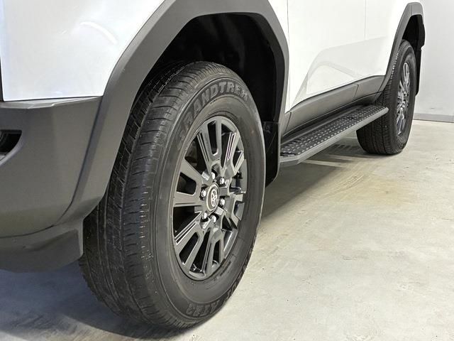 TOYOTA LANDCRUISER 250 2024 Image 31