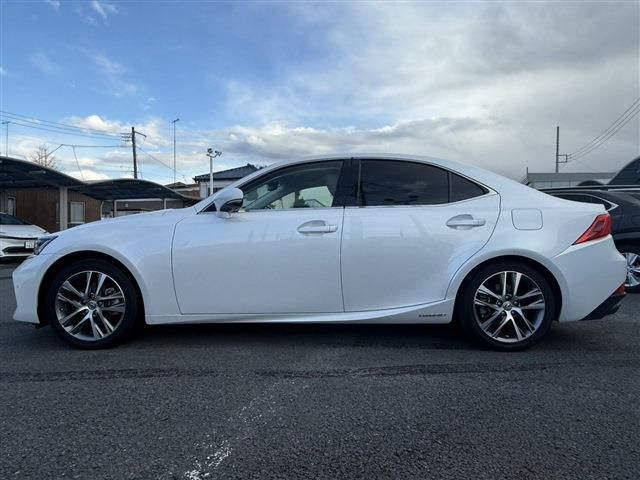 TOYOTA LEXUS IS300H 2016 Image 31