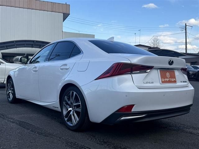 TOYOTA LEXUS IS300H 2016 Image 31