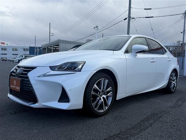 TOYOTA LEXUS IS300H 2016 Image 31