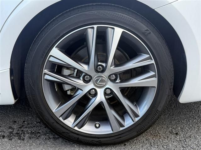 TOYOTA LEXUS IS300H 2016 Image 31