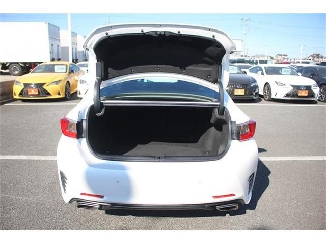 TOYOTA LEXUS RC300H 2016 Image 31