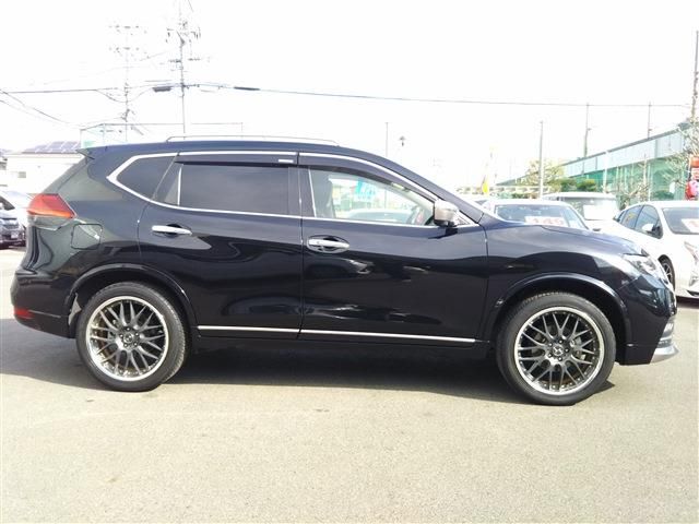 NISSAN X-TRAIL 2WD 2019 Image 31