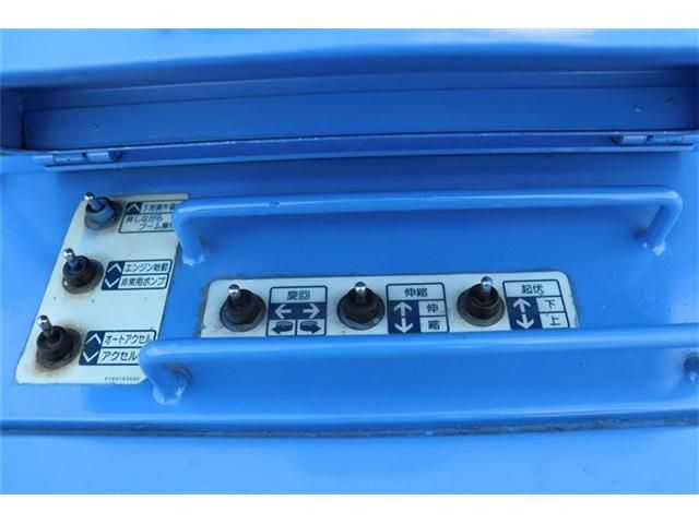 HINO DUTRO 2005 Image 31