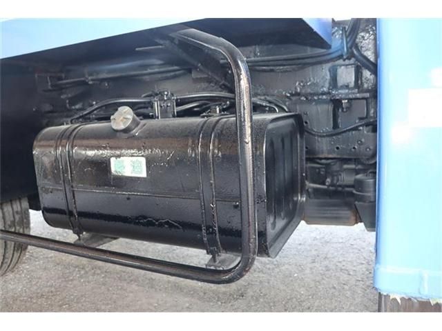 HINO DUTRO 2005 Image 31