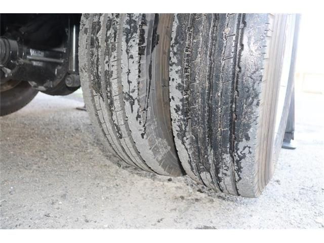 HINO DUTRO 2005 Image 31