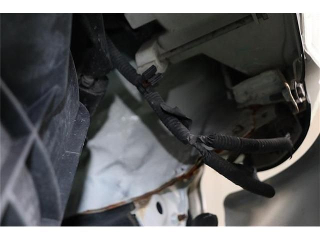 HINO DUTRO 2005 Image 31