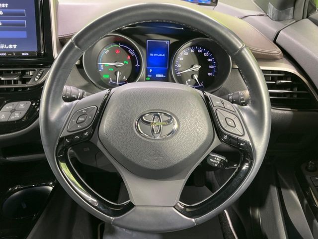 TOYOTA C-HR 2018 Image 31