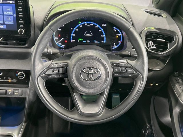 TOYOTA YARIS CROSS HYBRID 2023 Image 31