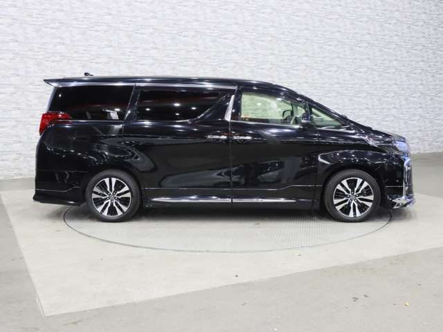 TOYOTA ALPHARD 2018 Image 31