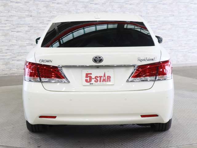 TOYOTA CROWN SEDAN 2015 Image 31