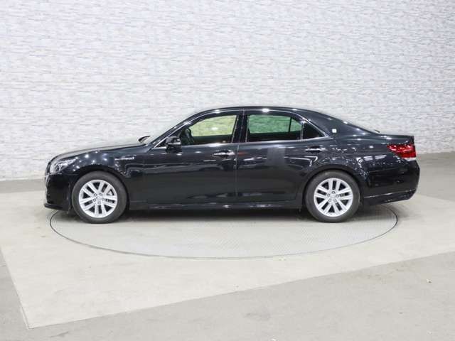 TOYOTA CROWN SEDAN HYBRID 2013 Image 31