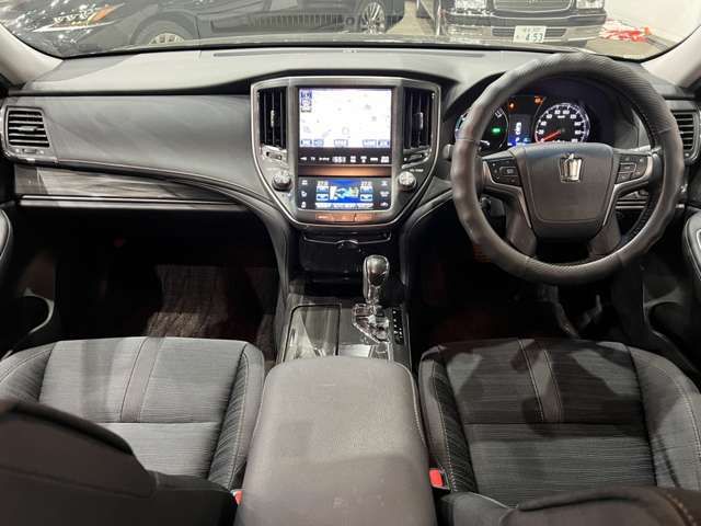 TOYOTA CROWN SEDAN HYBRID 2013 Image 31