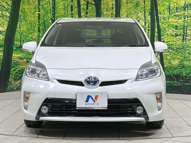 TOYOTA PRIUS 2013 Image 31