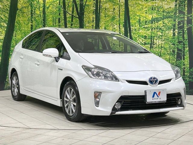 TOYOTA PRIUS 2013 Image 31