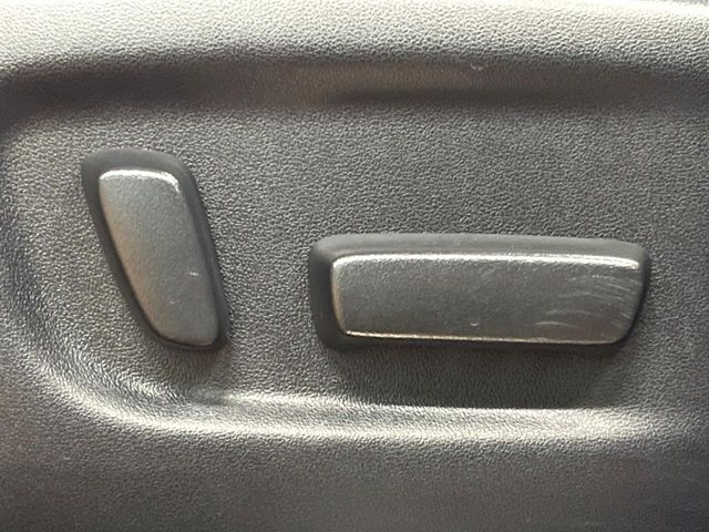 TOYOTA HARRIER 2WD 2018 Image 31