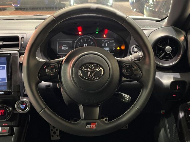 TOYOTA GR86 2021 Image 31