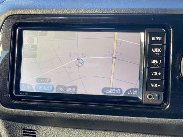 TOYOTA VITZ HYBRID 2017 Image 31