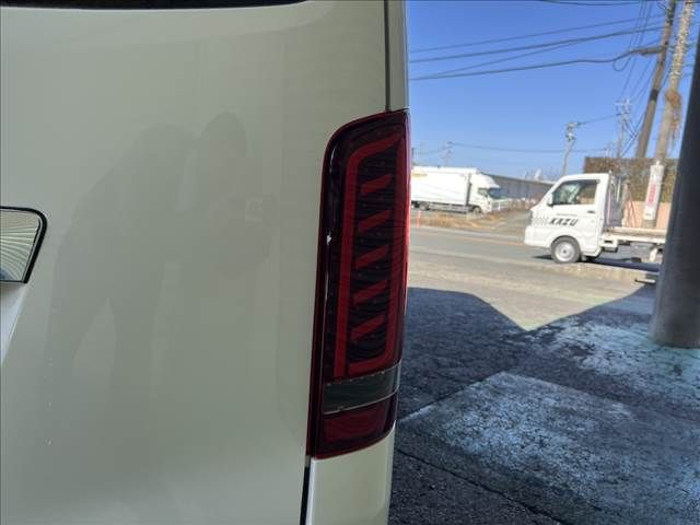 NISSAN NV350 CARAVAN 2020 Image 31