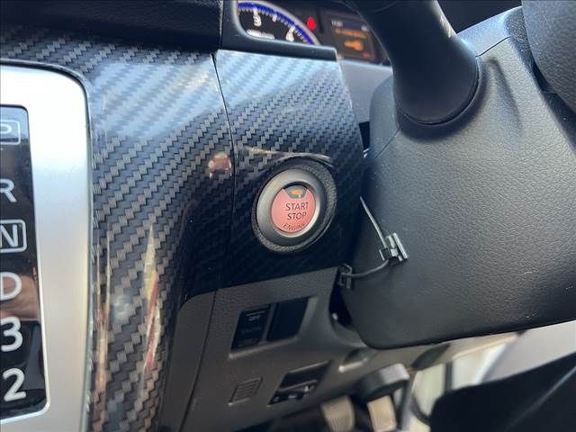 NISSAN NV350 CARAVAN 2020 Image 31