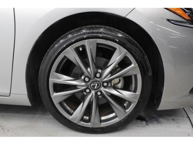 TOYOTA LEXUS ES300H 2019 Image 31