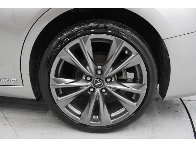 TOYOTA LEXUS ES300H 2019 Image 31