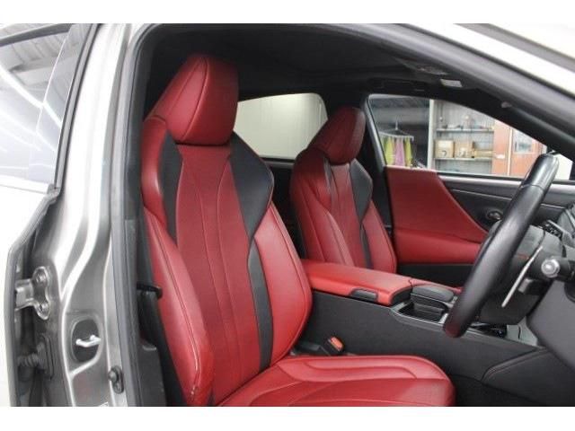 TOYOTA LEXUS ES300H 2019 Image 31